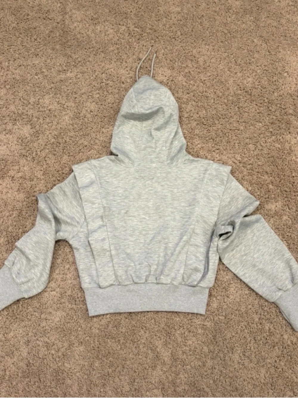 chic Light Gray Cropped Puffer Hoodie Jacket - Picture 2 of 3